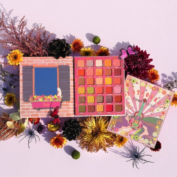 Rude's Potpourri in Flower Child - 30 Pressed Pigment & Shadow Palette - Picture 1 of 5